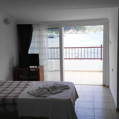 Uysal And Loft Seaside Apartment Marmaris