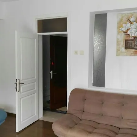 Uysal And Loft Seaside Apartament *